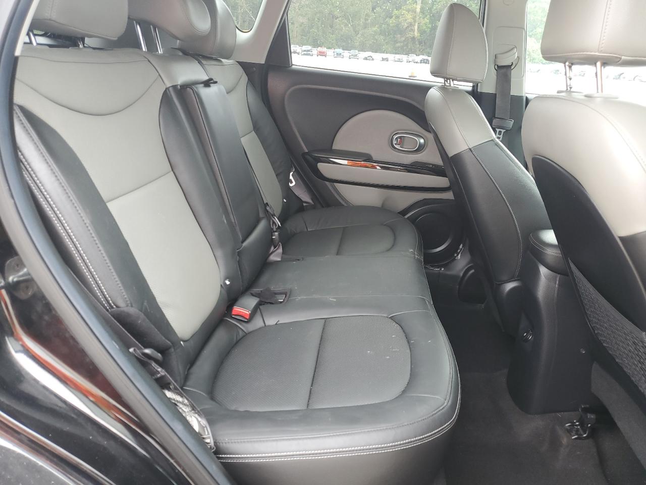 KNDJP3A54H7463063 2017 Kia Soul +