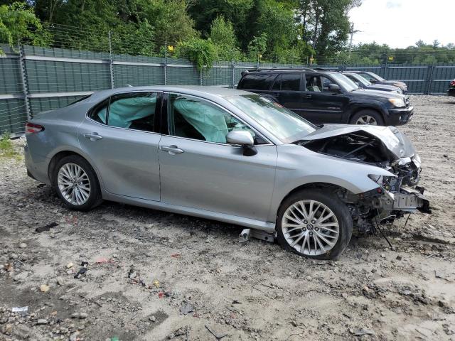 VIN 4T1B11HK2KU774548 2019 Toyota Camry, L no.4