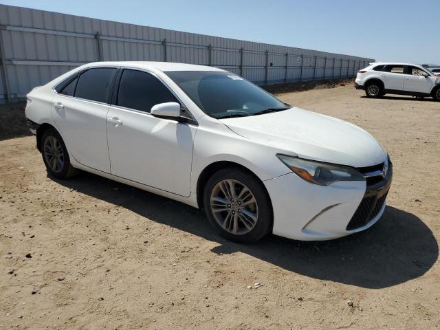 VIN 4T1BF1FK5GU522613 2016 Toyota Camry, LE no.4