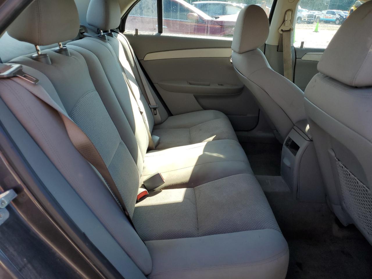 1G1ZB5EB5AF268526 2010 Chevrolet Malibu Ls