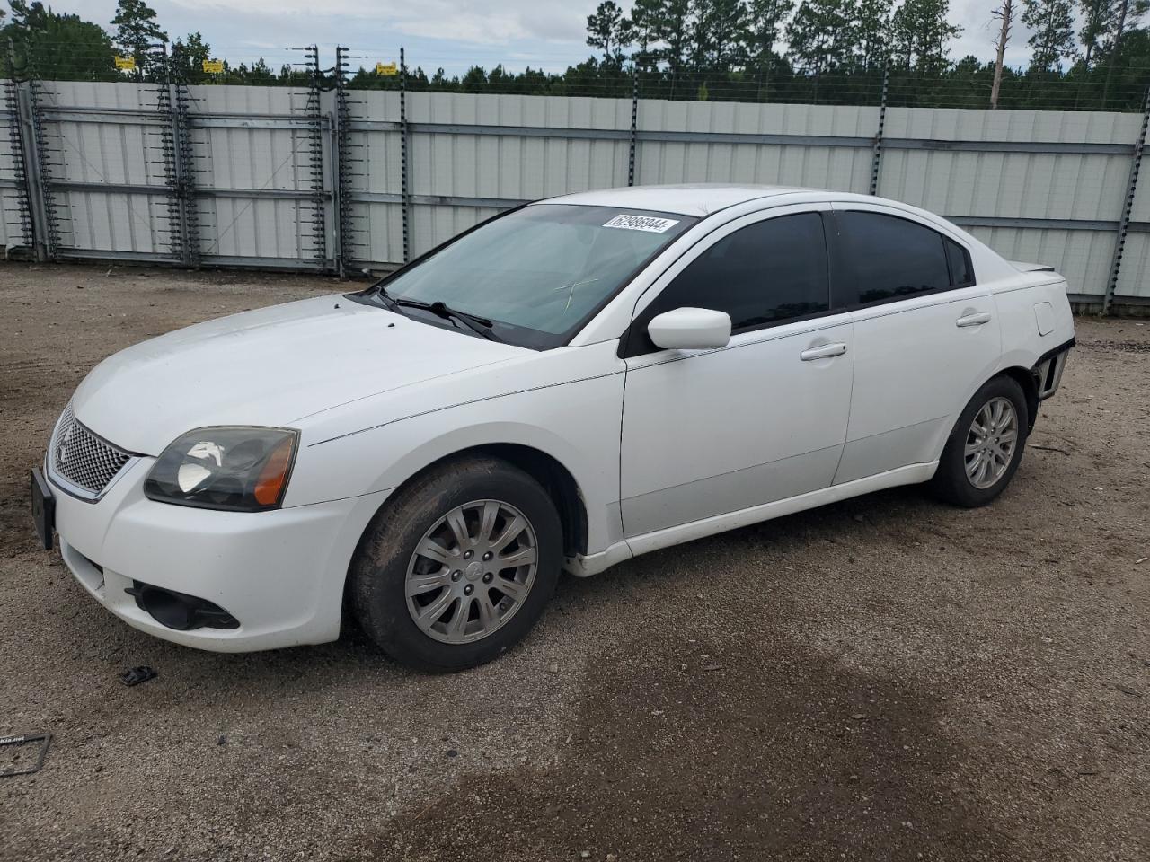 Mitsubishi Galant 2011 LOW