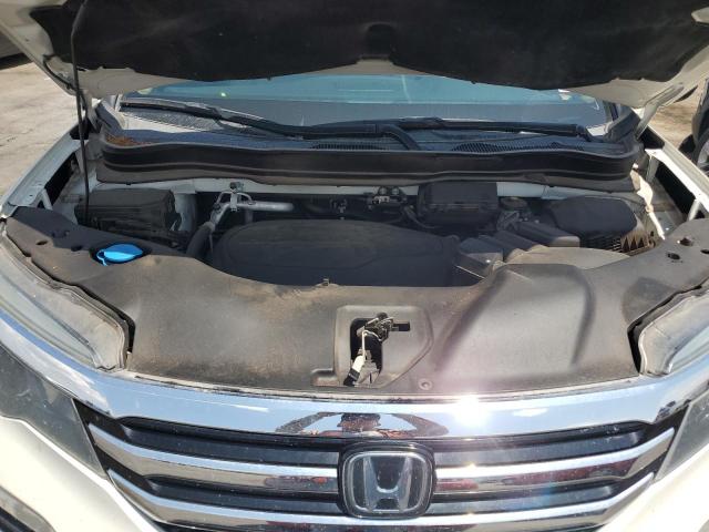 2017 HONDA PILOT ELIT 5FNYF6H06HB000588