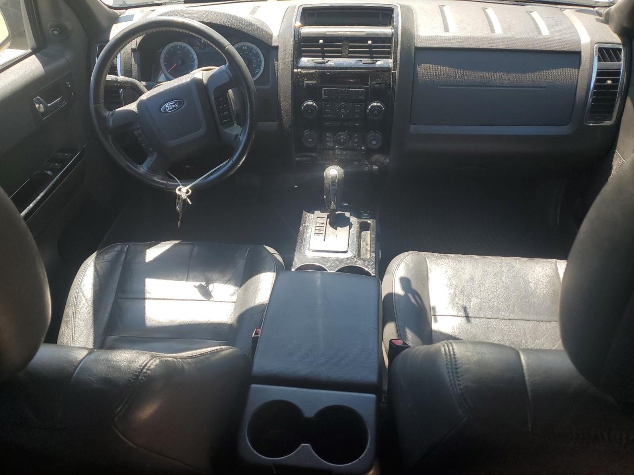 1FMCU9EG7AKA85898 2010 Ford Escape Limited 1FMCU9EG7AKA85898 2010 Ford Escape Limited