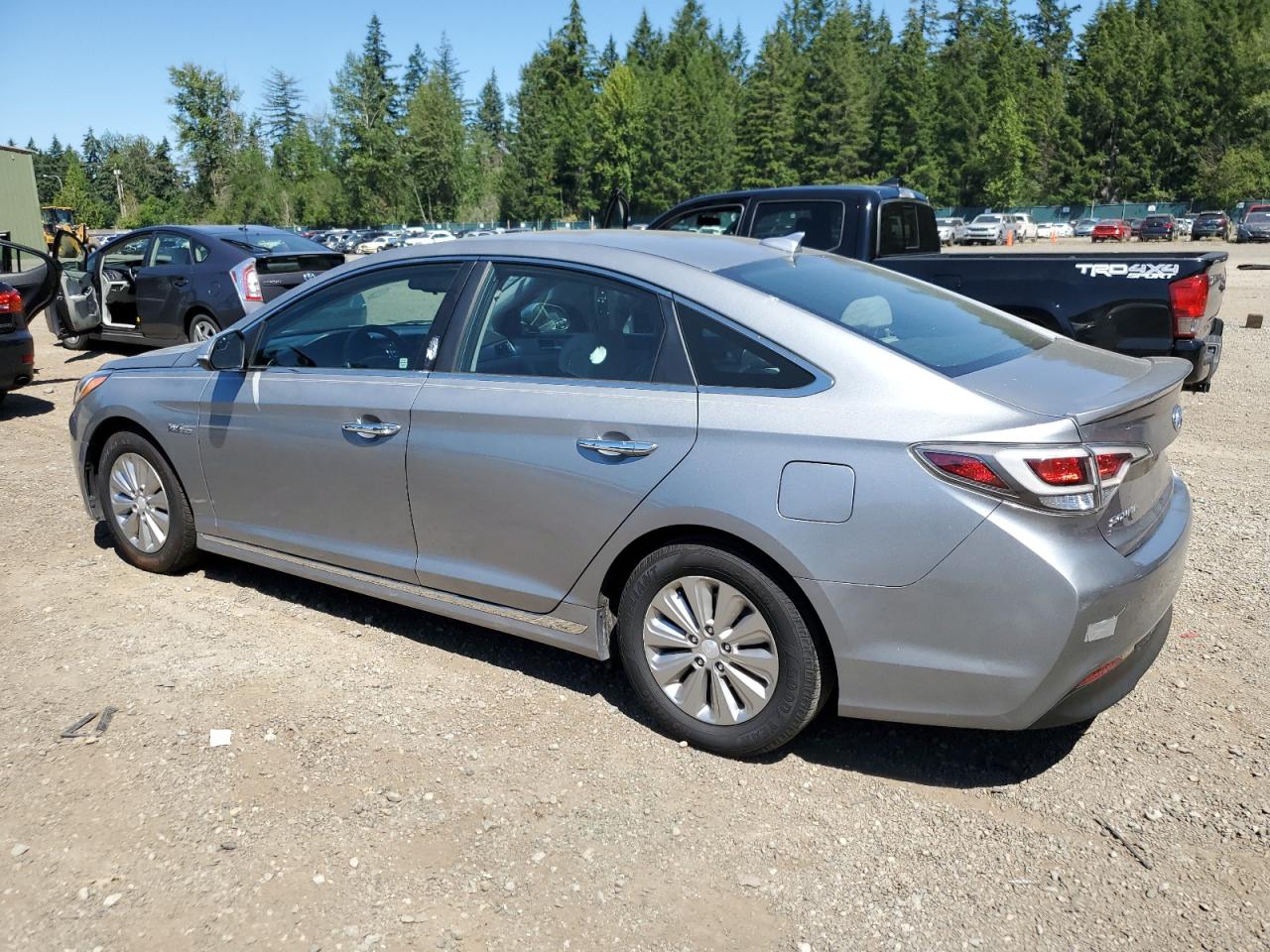 2016 Hyundai Sonata Hybrid vin: KMHE24L10GA013374