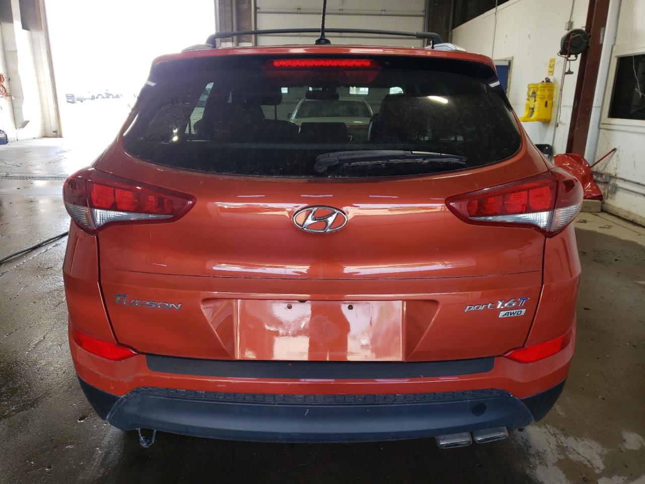 2016 Hyundai Tucson Limited vin: KM8J3CA26GU201090