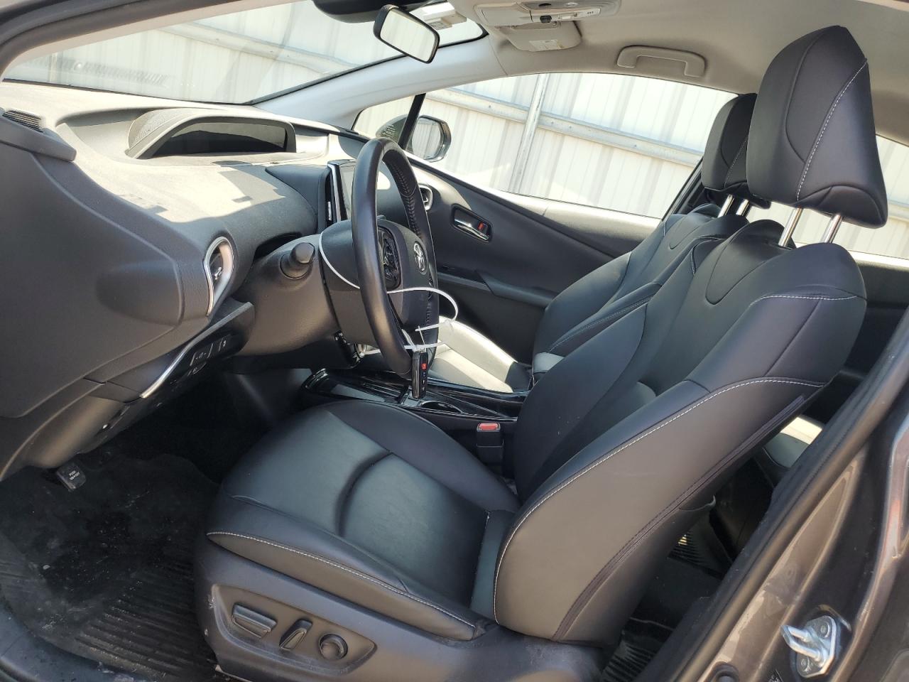 JTDKAMFP4N3200872 2022 Toyota Prius Prime Le