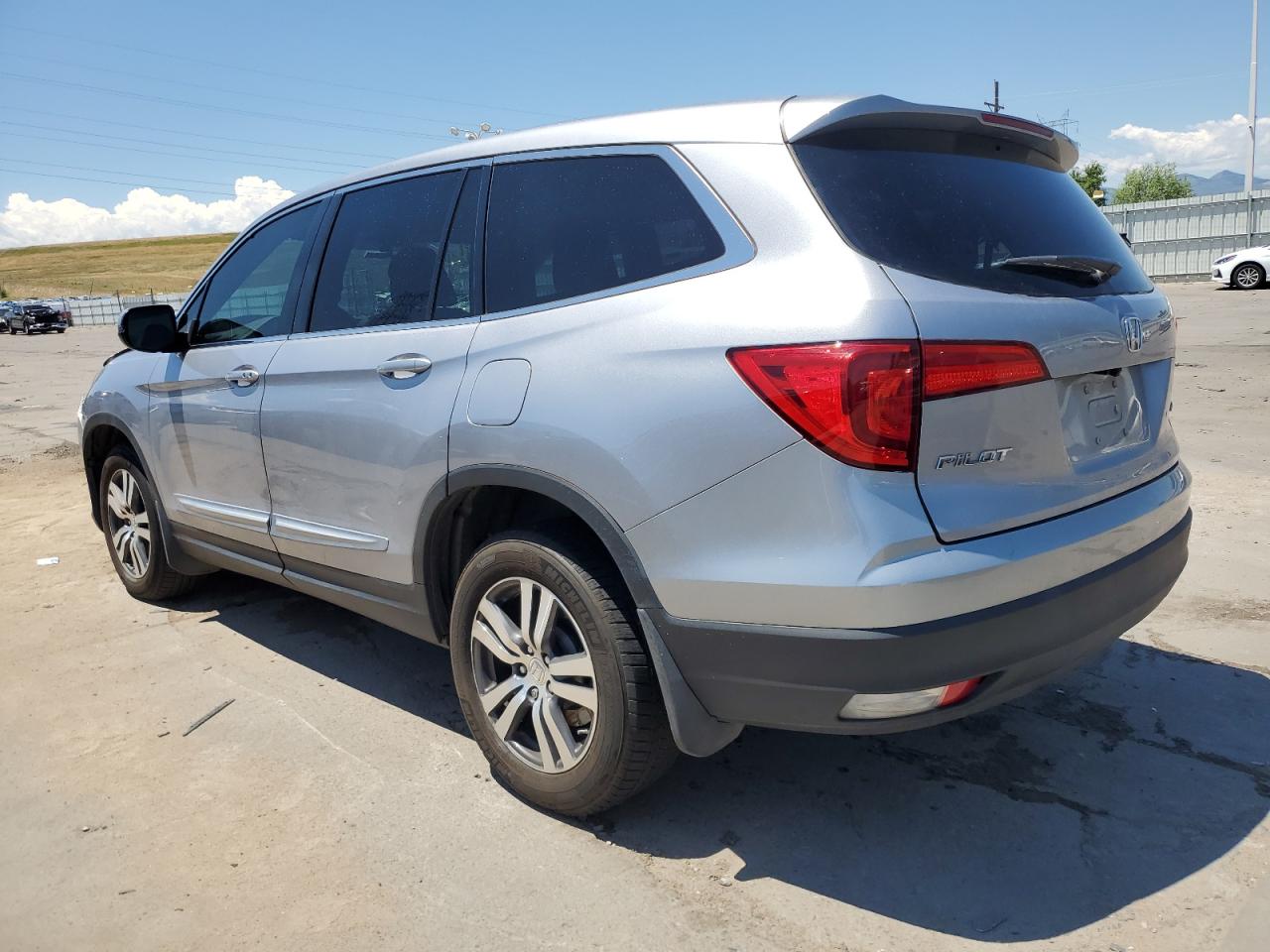 2017 Honda Pilot Exl vin: 5FNYF6H59HB020944