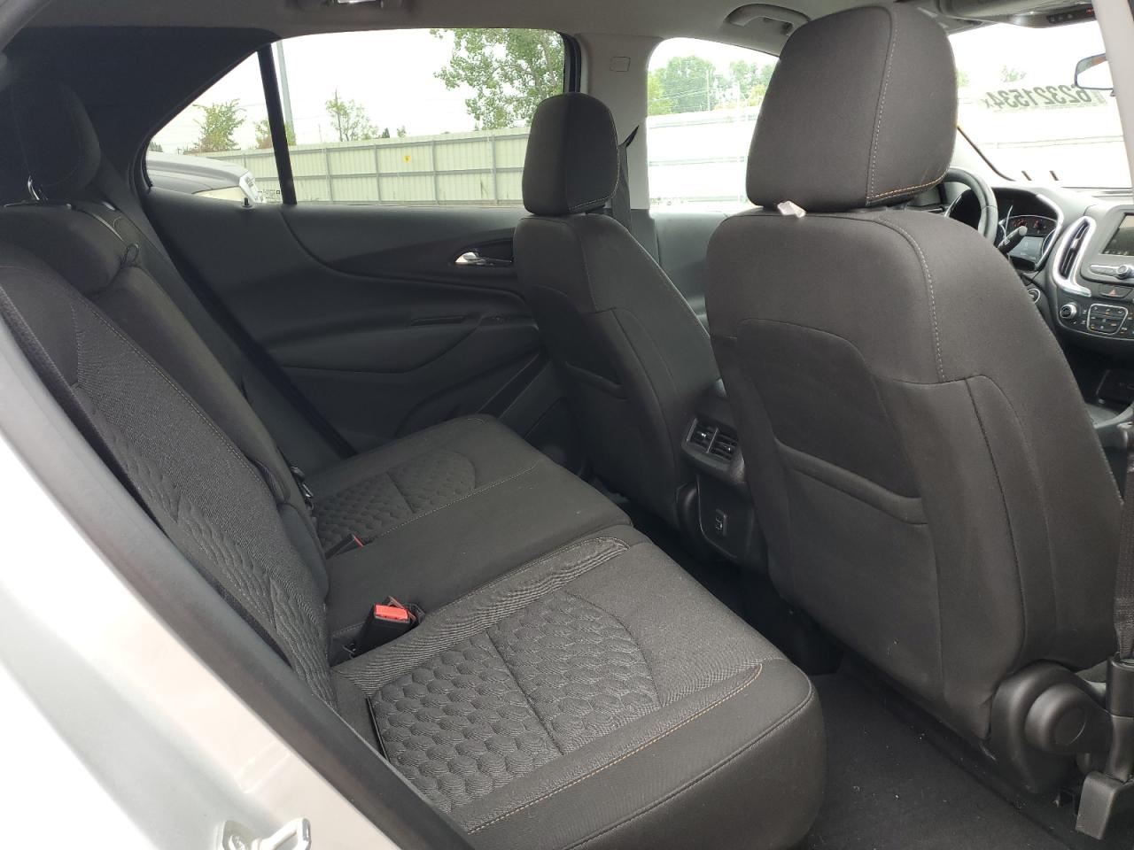 3GNAXJEV7KS632569 2019 Chevrolet Equinox Lt