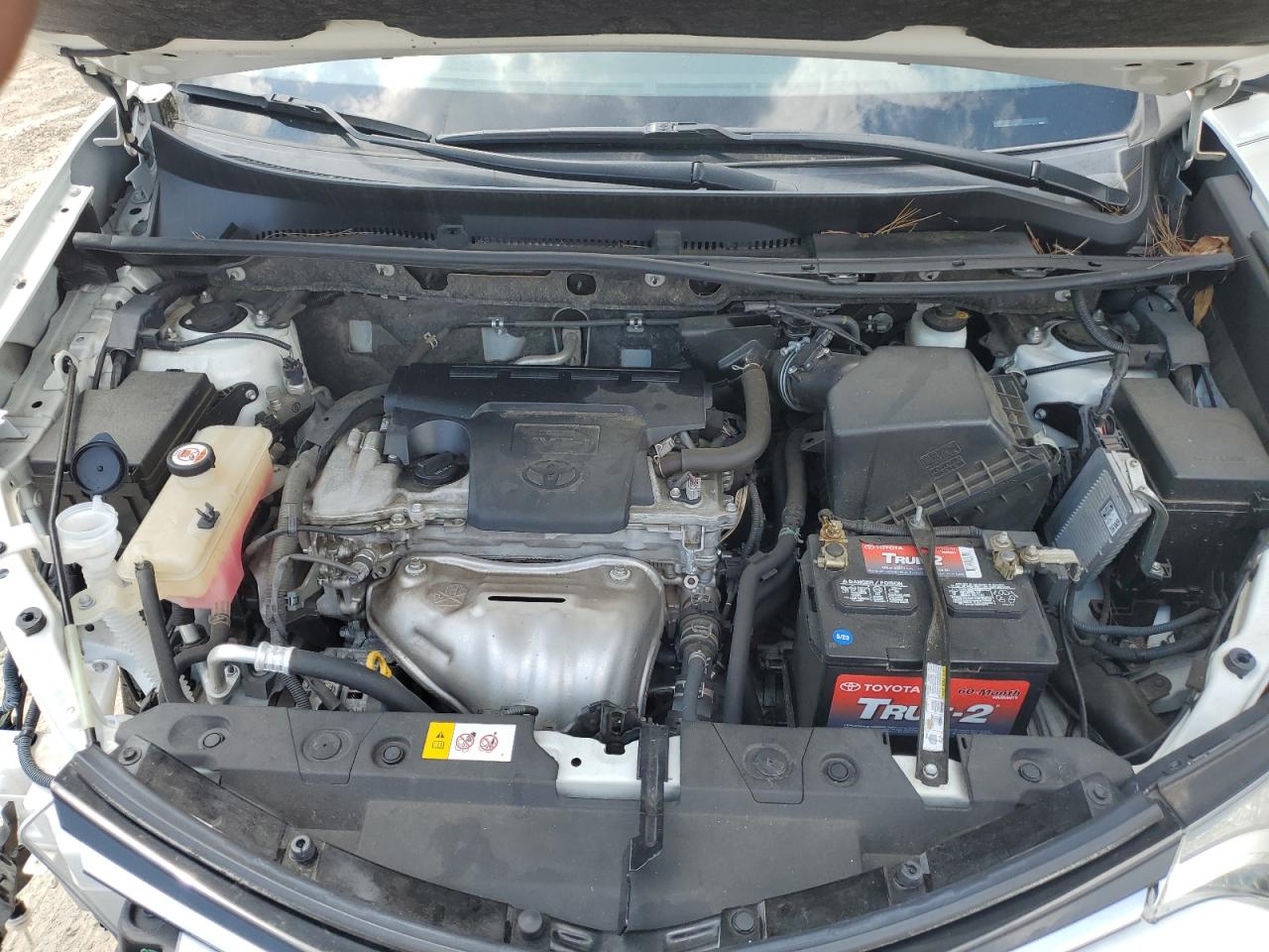 JTMZFREV2HJ137509 2017 Toyota Rav4 Le