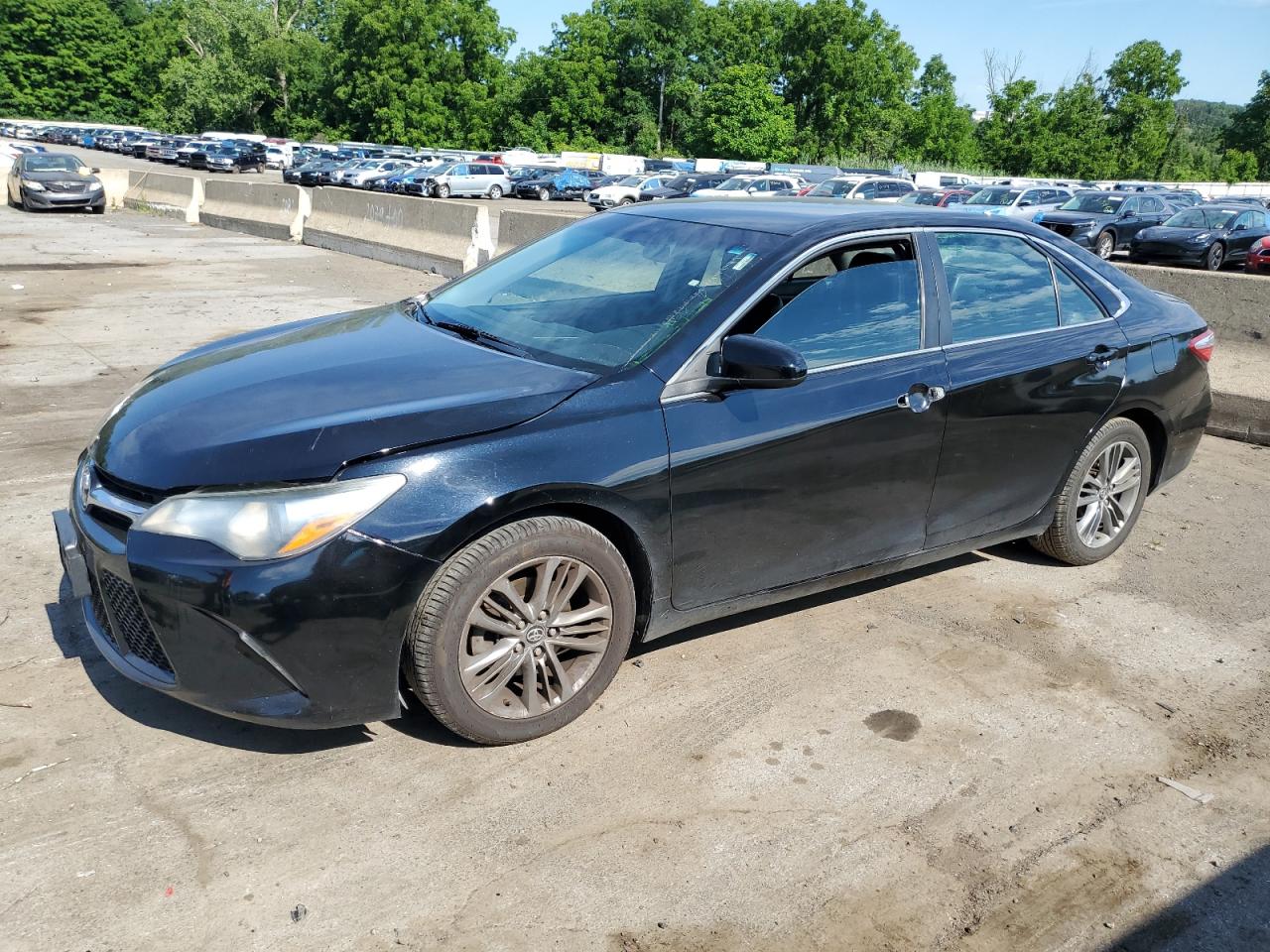 Lot #2843096112 2017 TOYOTA CAMRY LE