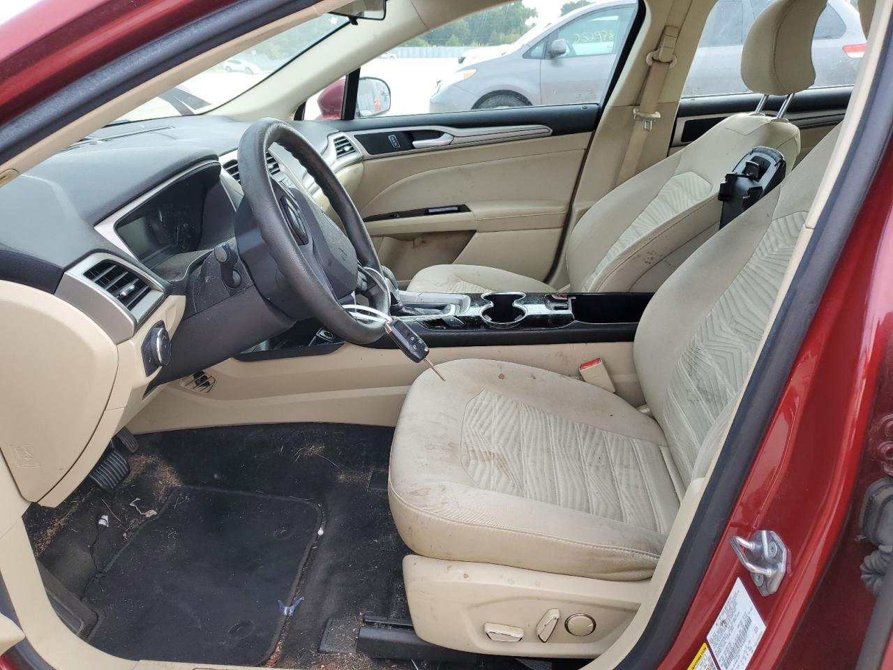 3FA6P0H72GR360717 2016 Ford Fusion Se