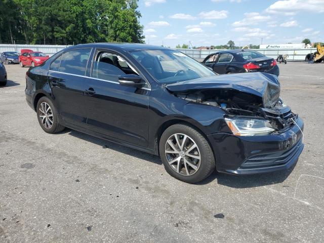 2018 VOLKSWAGEN JETTA SE - 3VWDB7AJ9JM260260