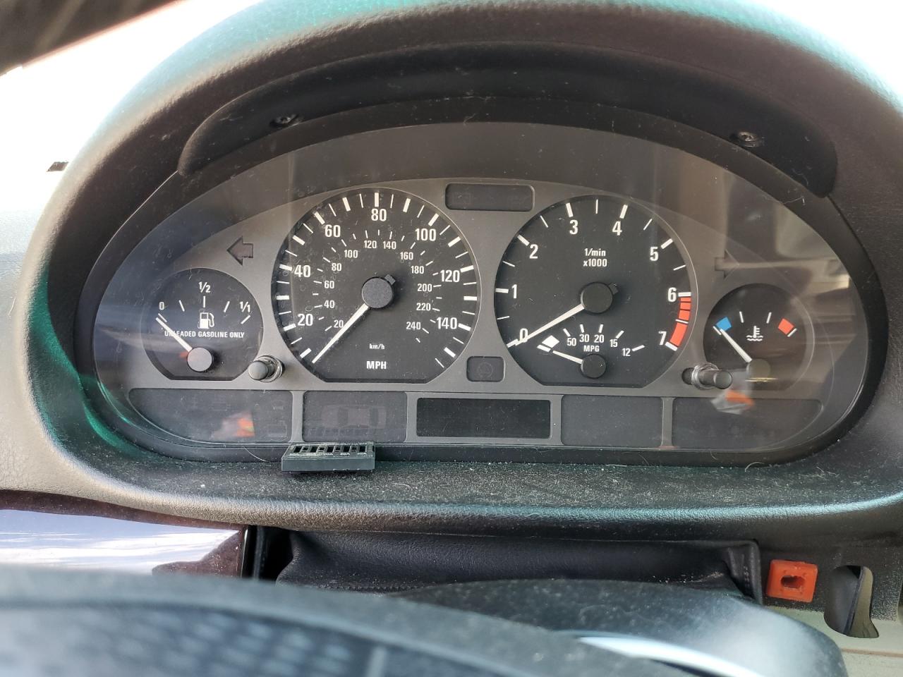 WBAAW33451EN80804 2001 BMW 325 It