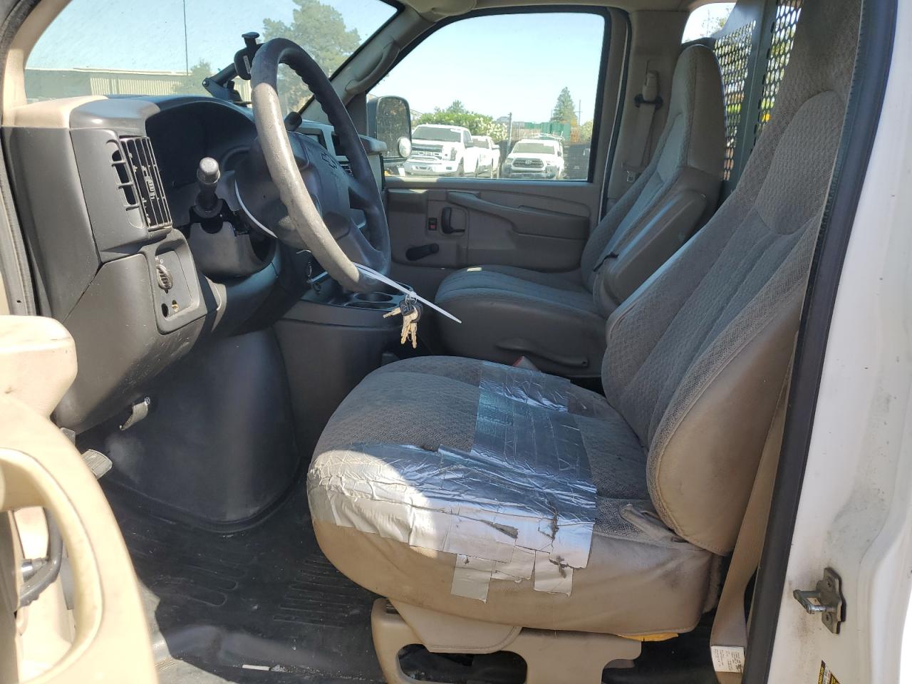 1GCHG35U141166992 2004 Chevrolet Express G3500