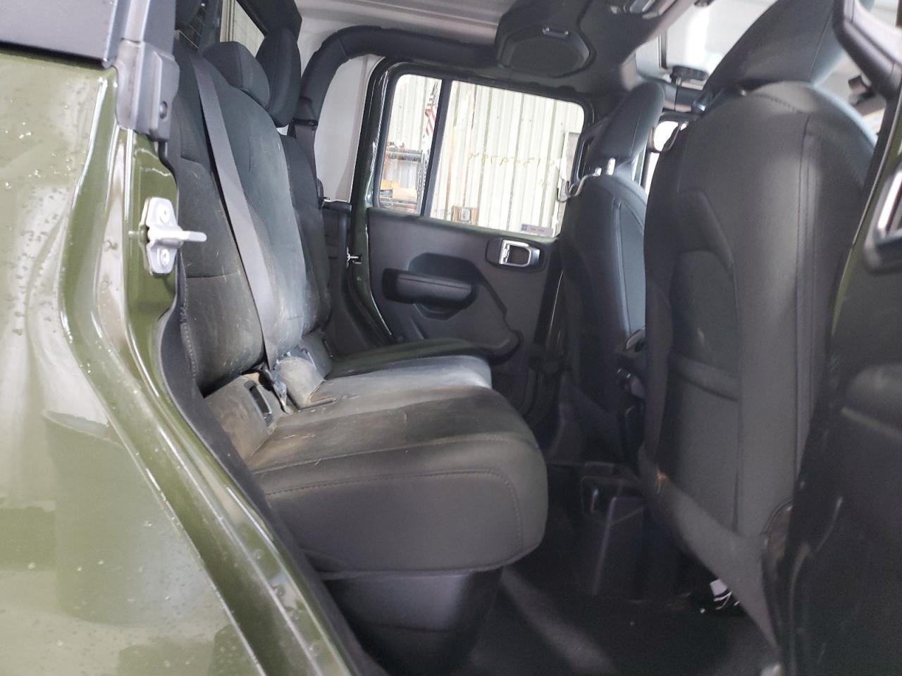 1C6HJTAG7ML568013 2021 Jeep Gladiator Sport