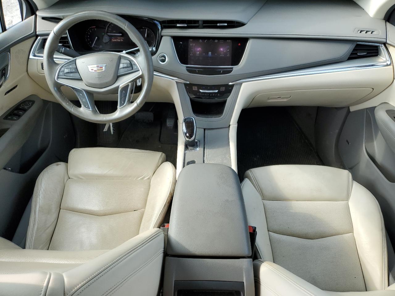 1GYKNBRS6HZ169080 2017 Cadillac Xt5 Luxury