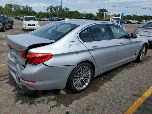 VIN WBAJB1C59JB085418 2018 BMW 5 Series, 530XE no.3