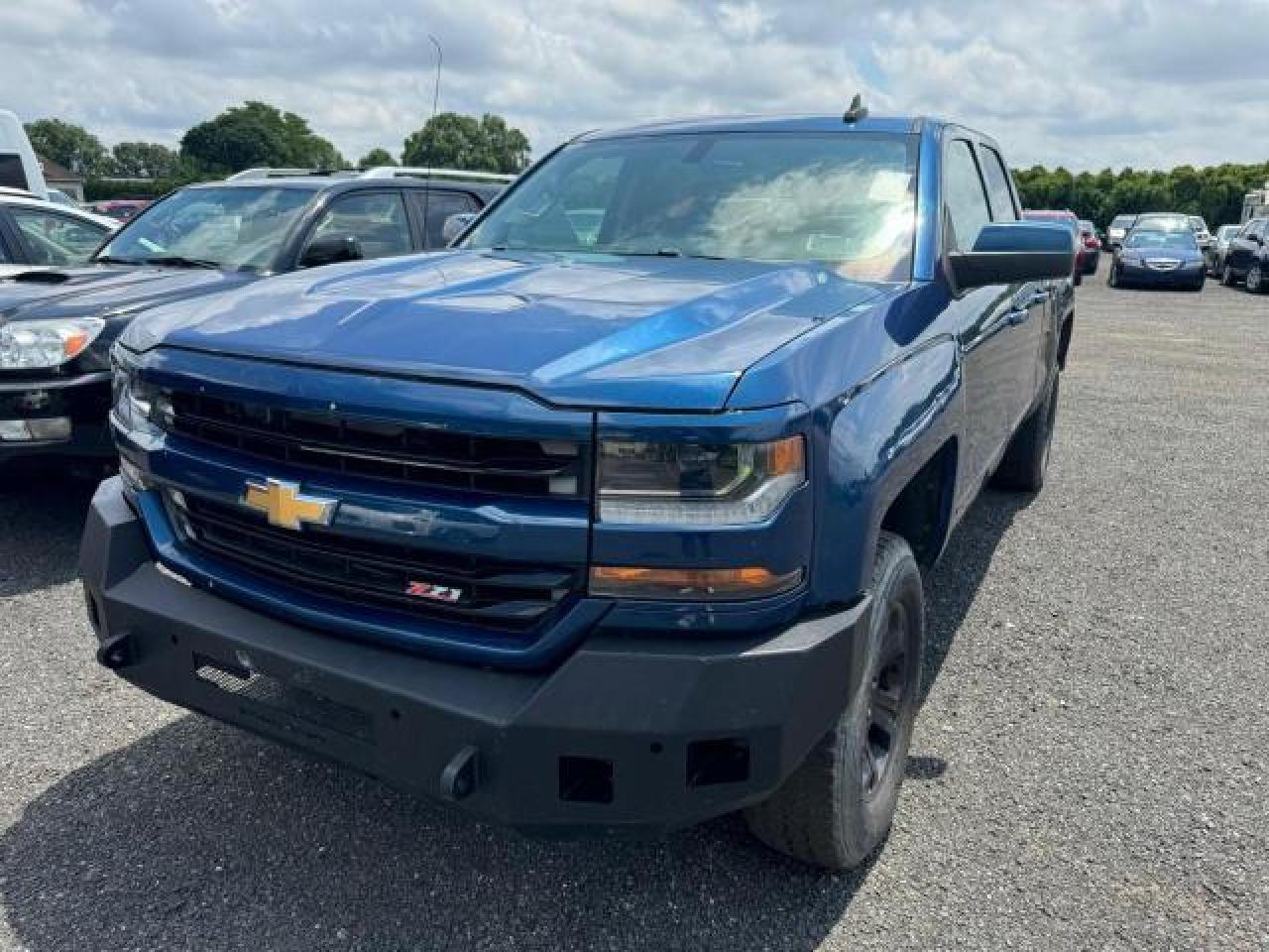 2017 Chevrolet Silverado K1500 Lt vin: 1GCVKREC3HZ153048