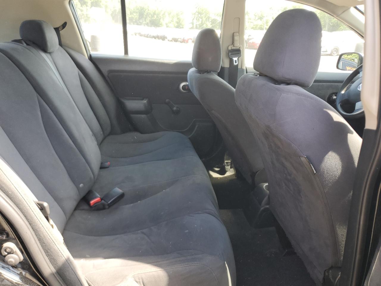 3N1BC13E99L473783 2009 Nissan Versa S