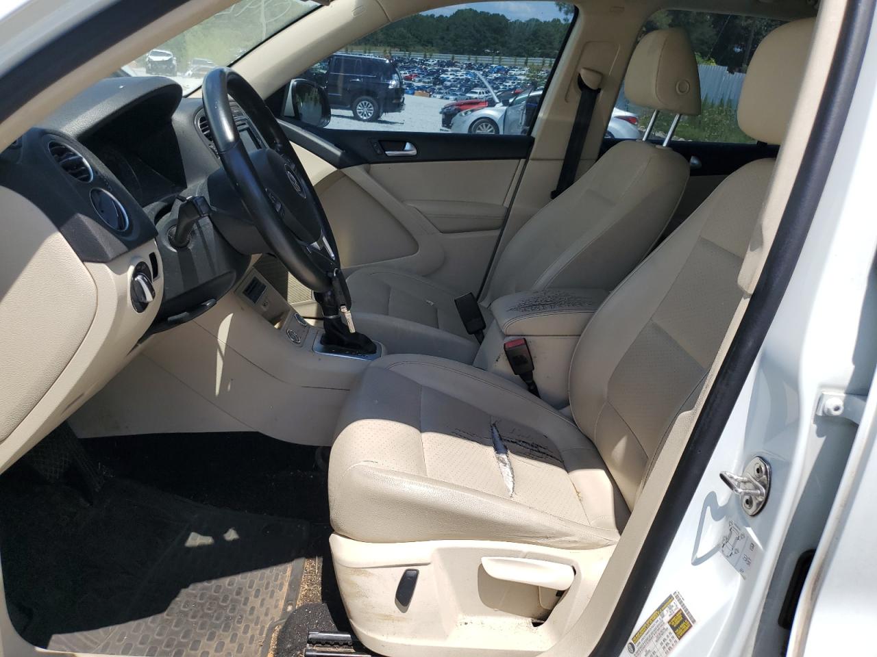 WVGAV7AXXHW511083 2017 Volkswagen Tiguan S