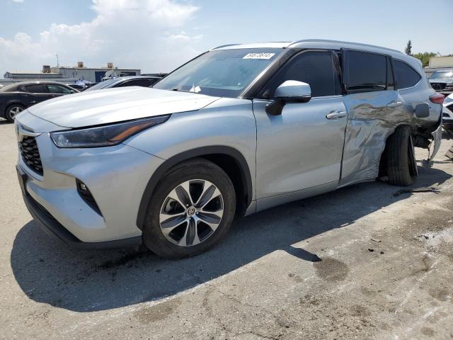 VIN 5TDHZRAH9MS033017 2021 Toyota Highlander, Xle no.1