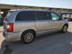 CHRYSLER TOWN & COU photo