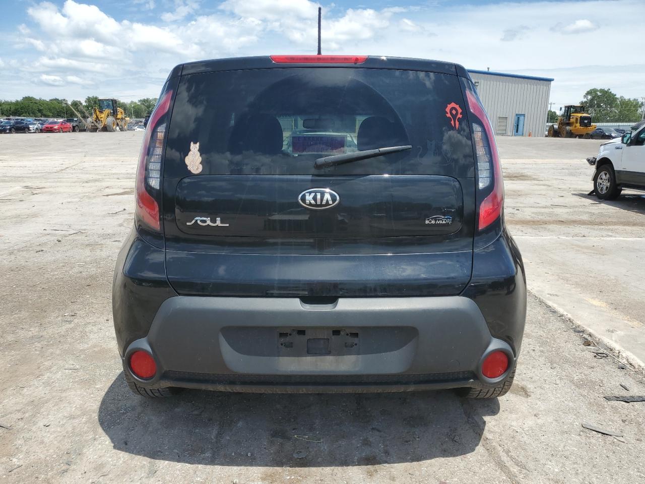 KNDJN2A26G7305862 2016 Kia Soul