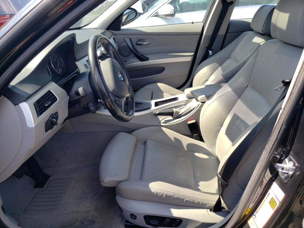 WBAVA37598NL49434 2008 BMW 328 I