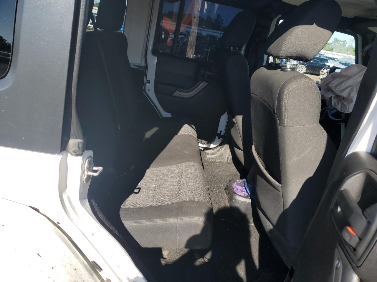 1C4BJWDG9CL130720 2012 Jeep Wrangler Unlimited Sport