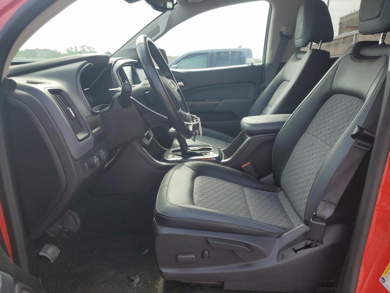 1GCGTDEN0J1199645 2018 Chevrolet Colorado Z71