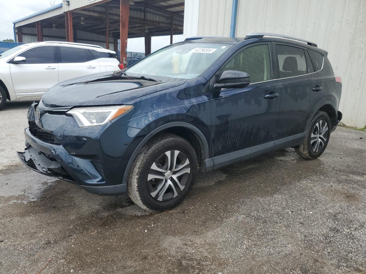 JTMZFREV1HJ133144 2017 Toyota Rav4 Le