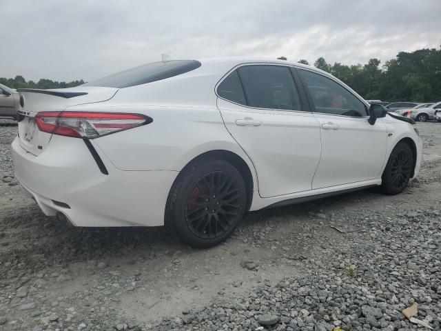 VIN 4T1B11HK2KU804616 2019 Toyota Camry, L no.3