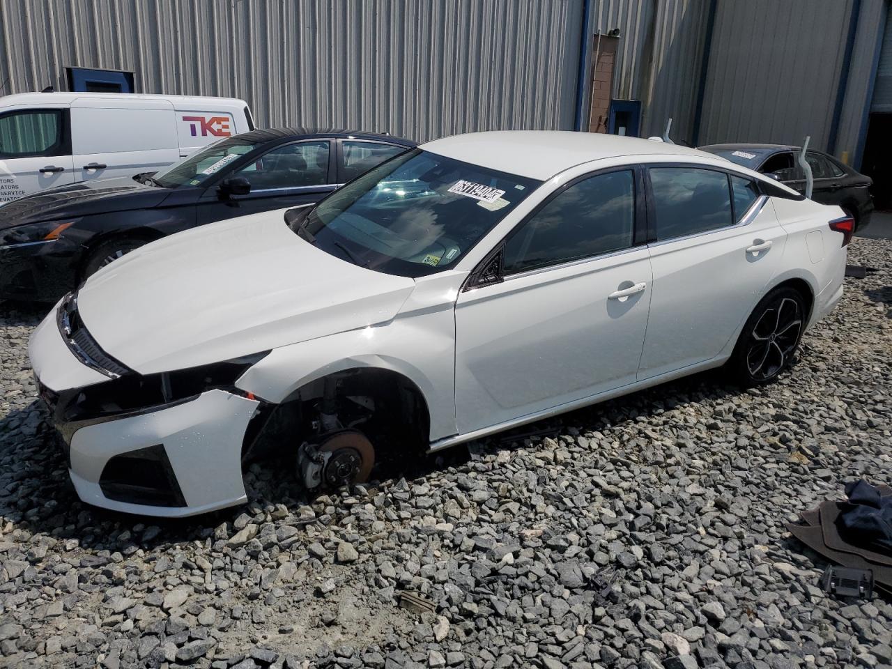 2023 Nissan Altima Sr vin: 1N4BL4CV9PN344282