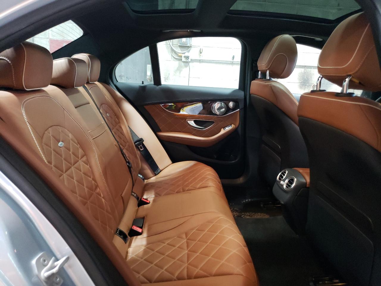 55SWF4KB6GU148114 2016 Mercedes-Benz C 300 4Matic