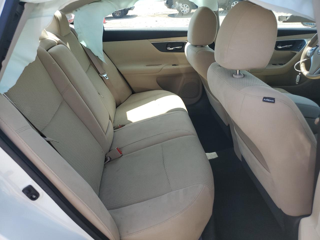 2015 Nissan Altima 2.5 vin: 1N4AL3APXFC161610