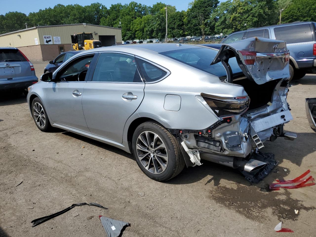 2016 Toyota Avalon Xle vin: 4T1BK1EB8GU197436