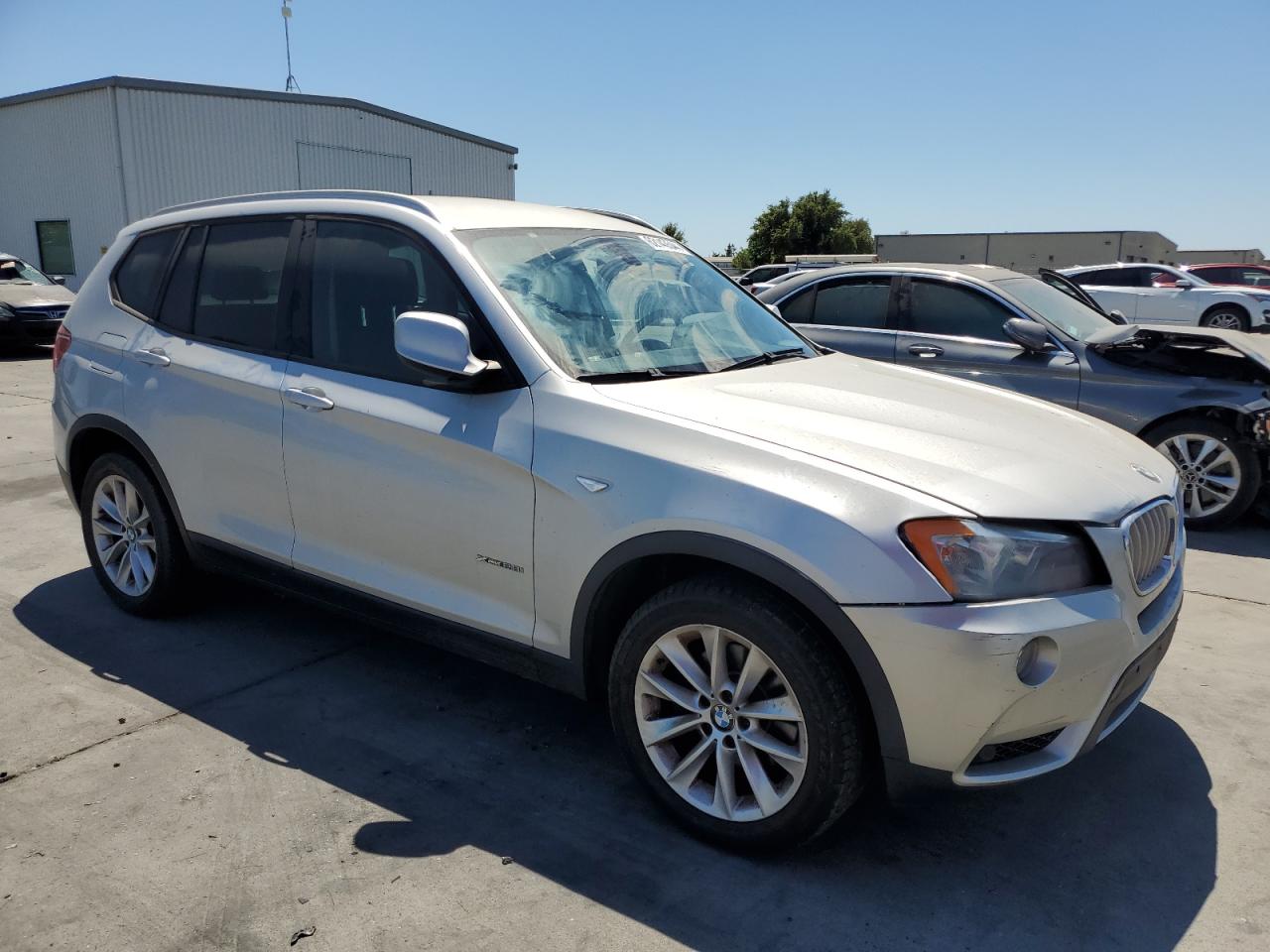 2014 BMW X3 xDrive28I vin: 5UXWX9C52E0D28515