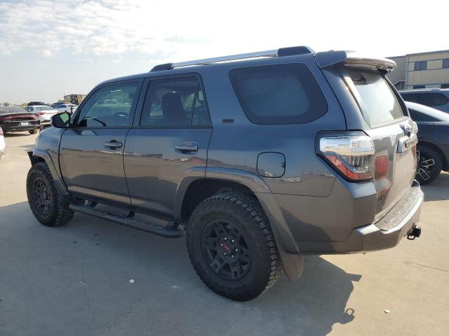 2020 TOYOTA 4RUNNER SR - JTEBU5JR8L5827531