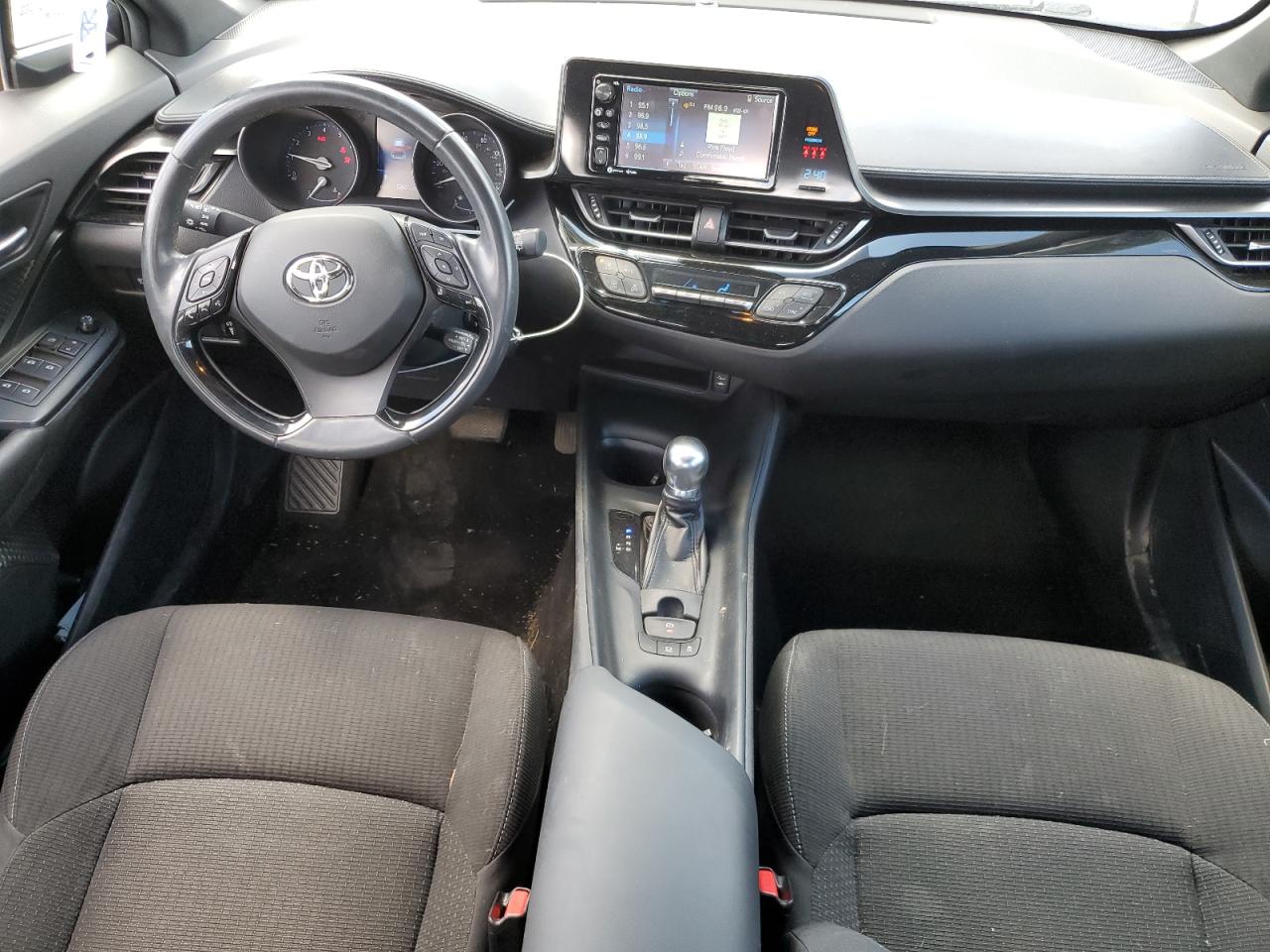 NMTKHMBXXJR049691 2018 Toyota C-Hr Xle