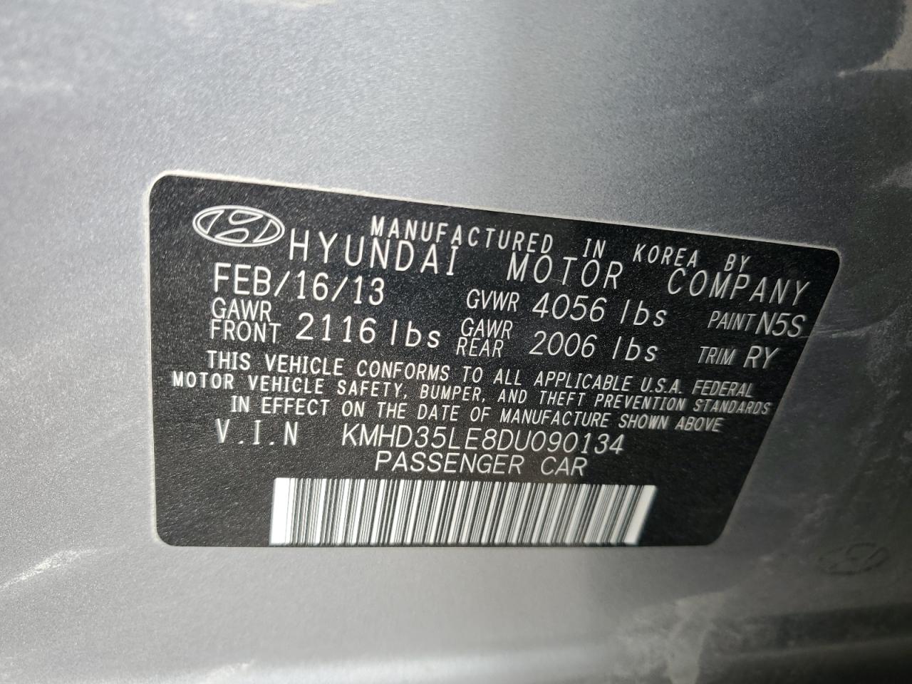 2013 Hyundai Elantra Gt vin: KMHD35LE8DU090134