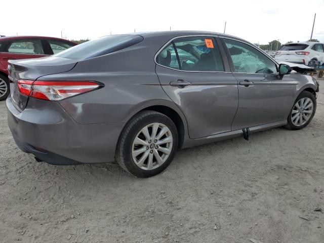 VIN 4T1B11HK3JU060720 2018 Toyota Camry, L no.3