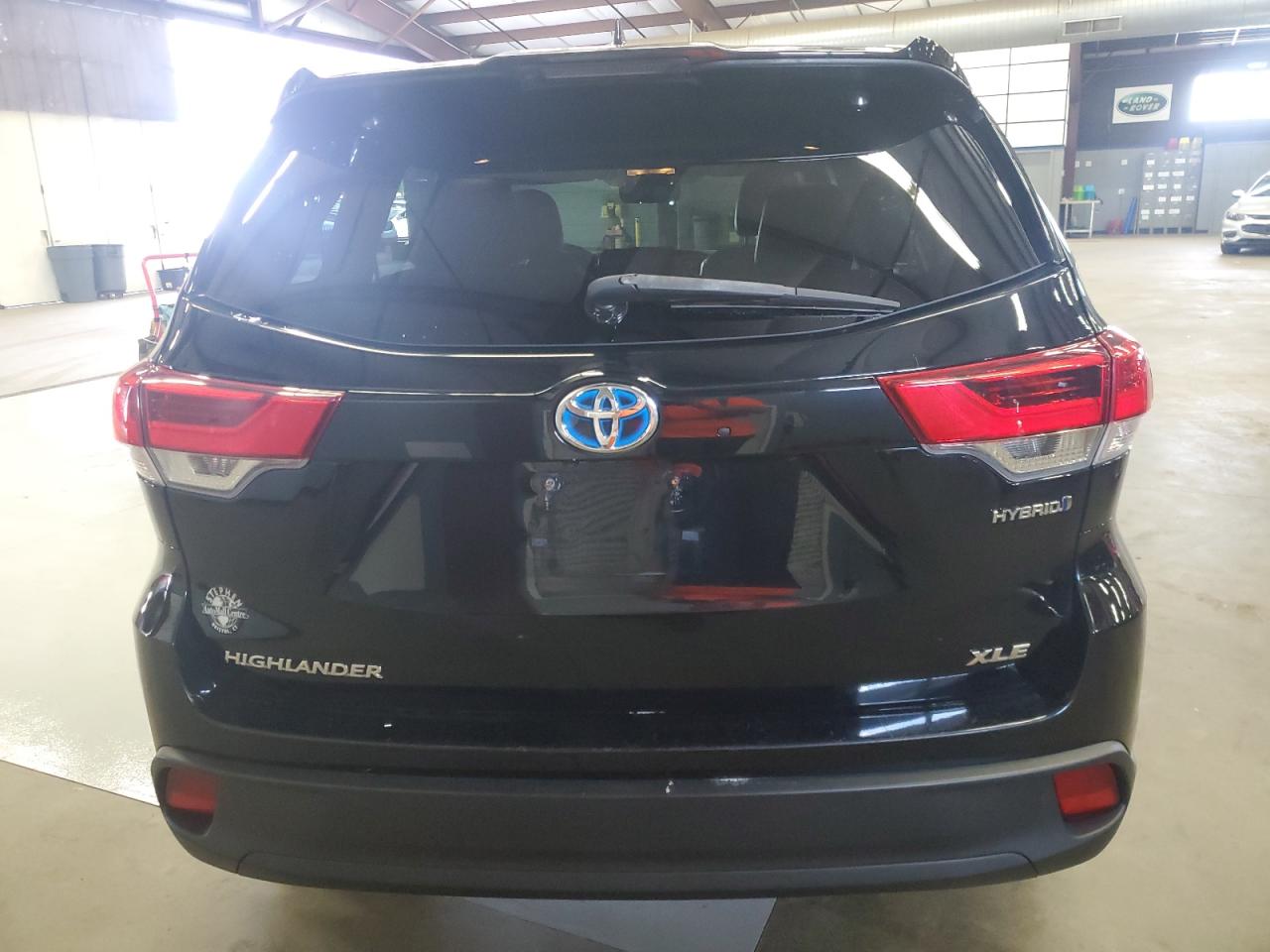 5TDJGRFH2KS058757 2019 Toyota Highlander Hybrid