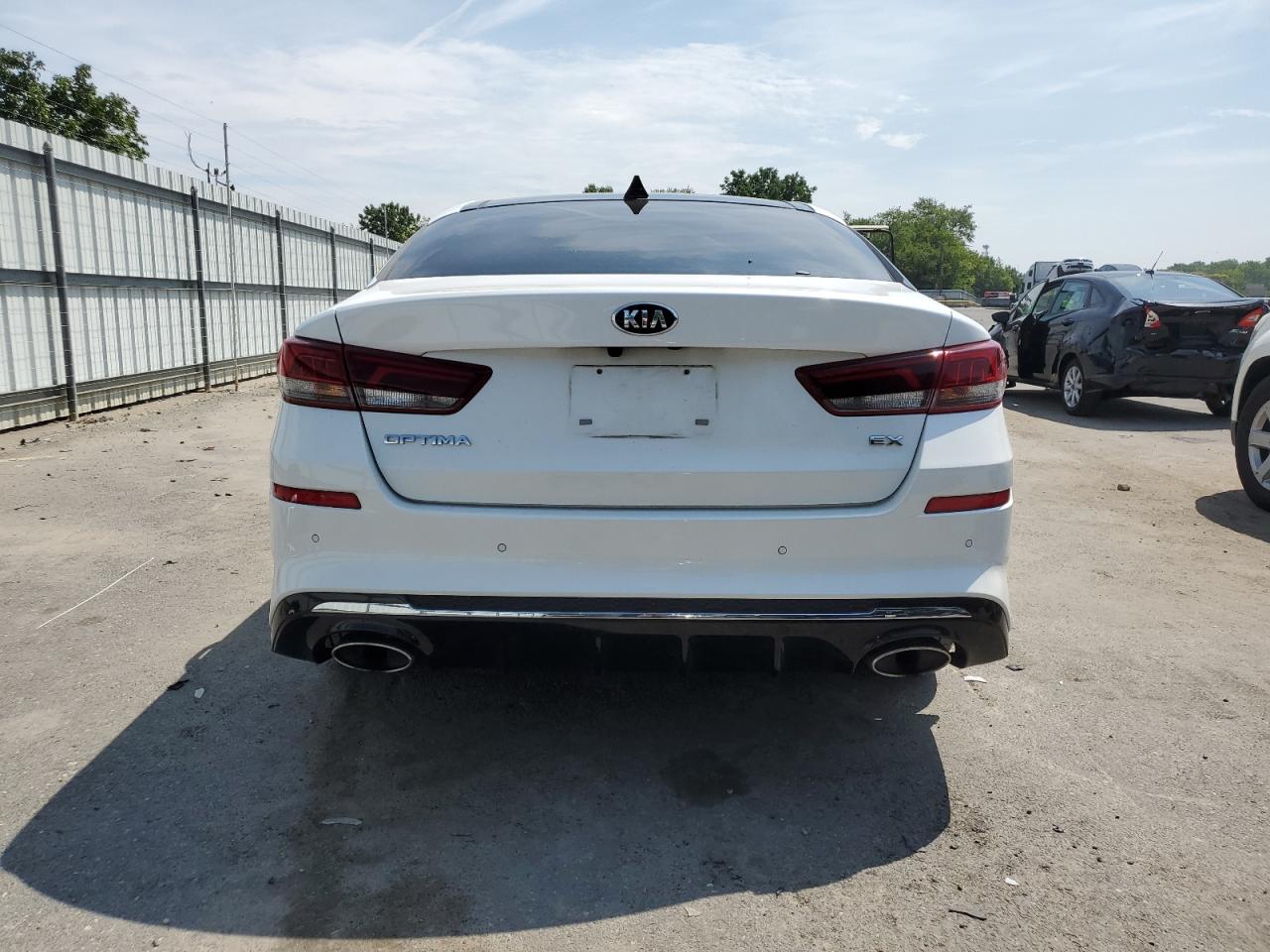 Lot #2751388304 2020 KIA OPTIMA EX