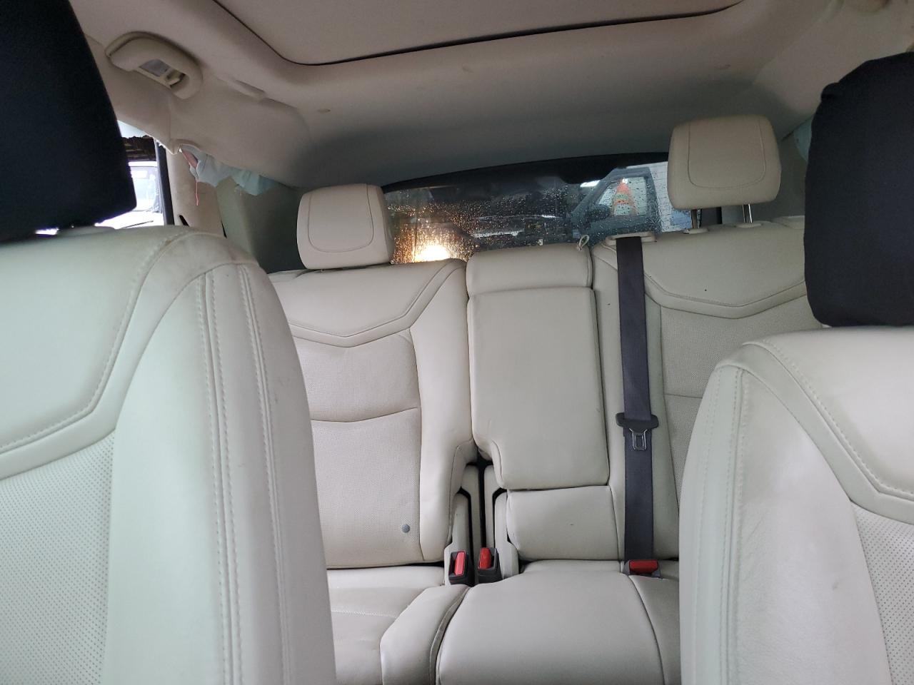 1GYKNBRSXHZ162620 2017 Cadillac Xt5 Luxury