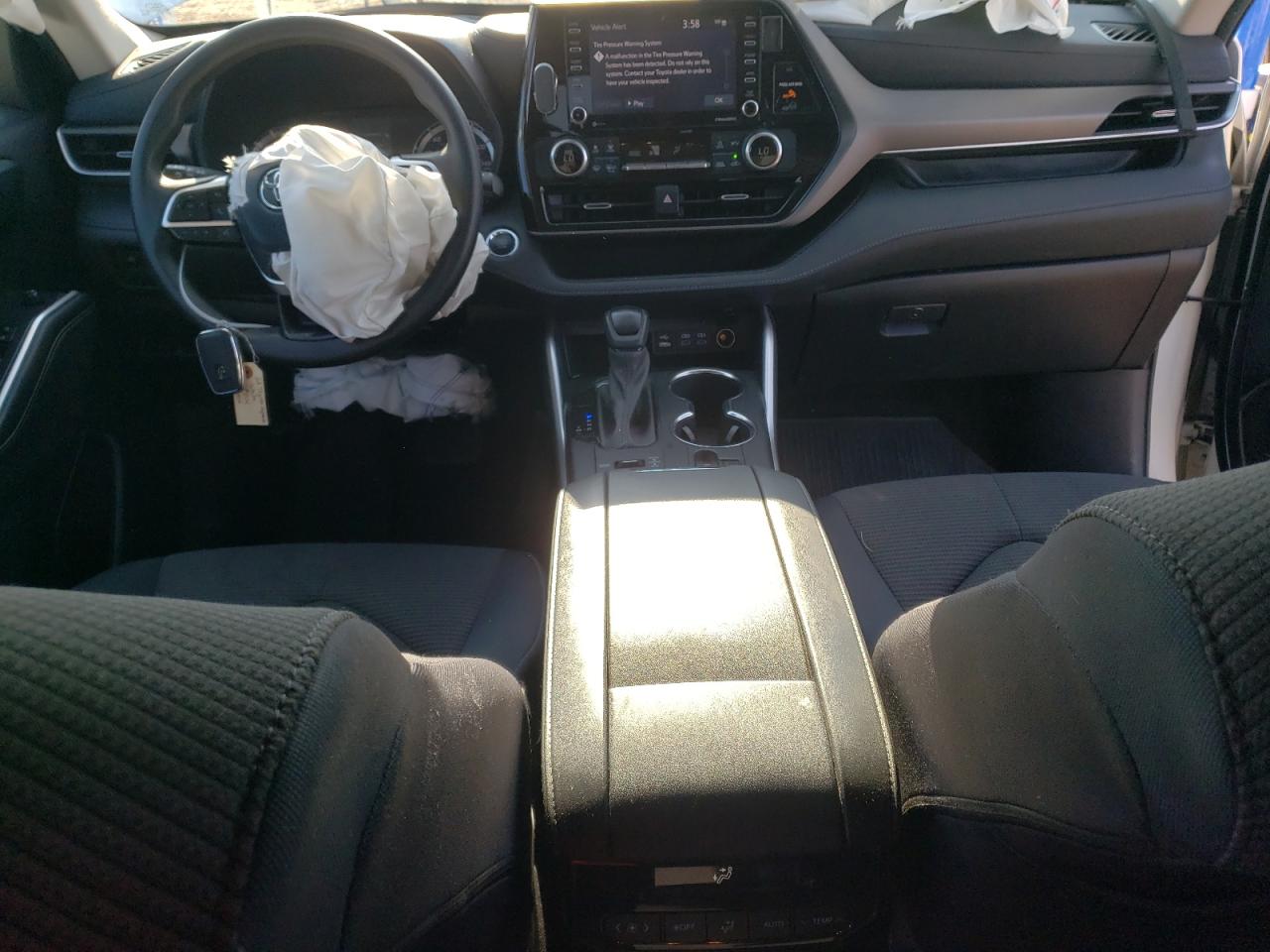 5TDCZRBH2NS568104 2022 Toyota Highlander L