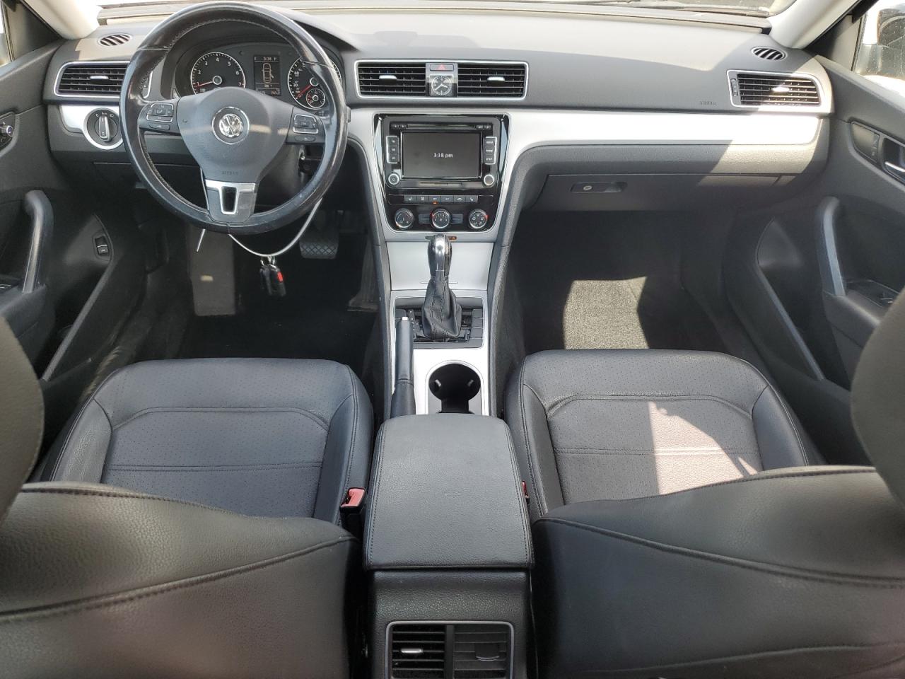 1VWBP7A30DC009742 2013 Volkswagen Passat Se