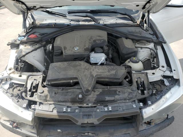 VIN WBA8A3C52GK690628 2016 BMW 3 Series, 320 XI no.11