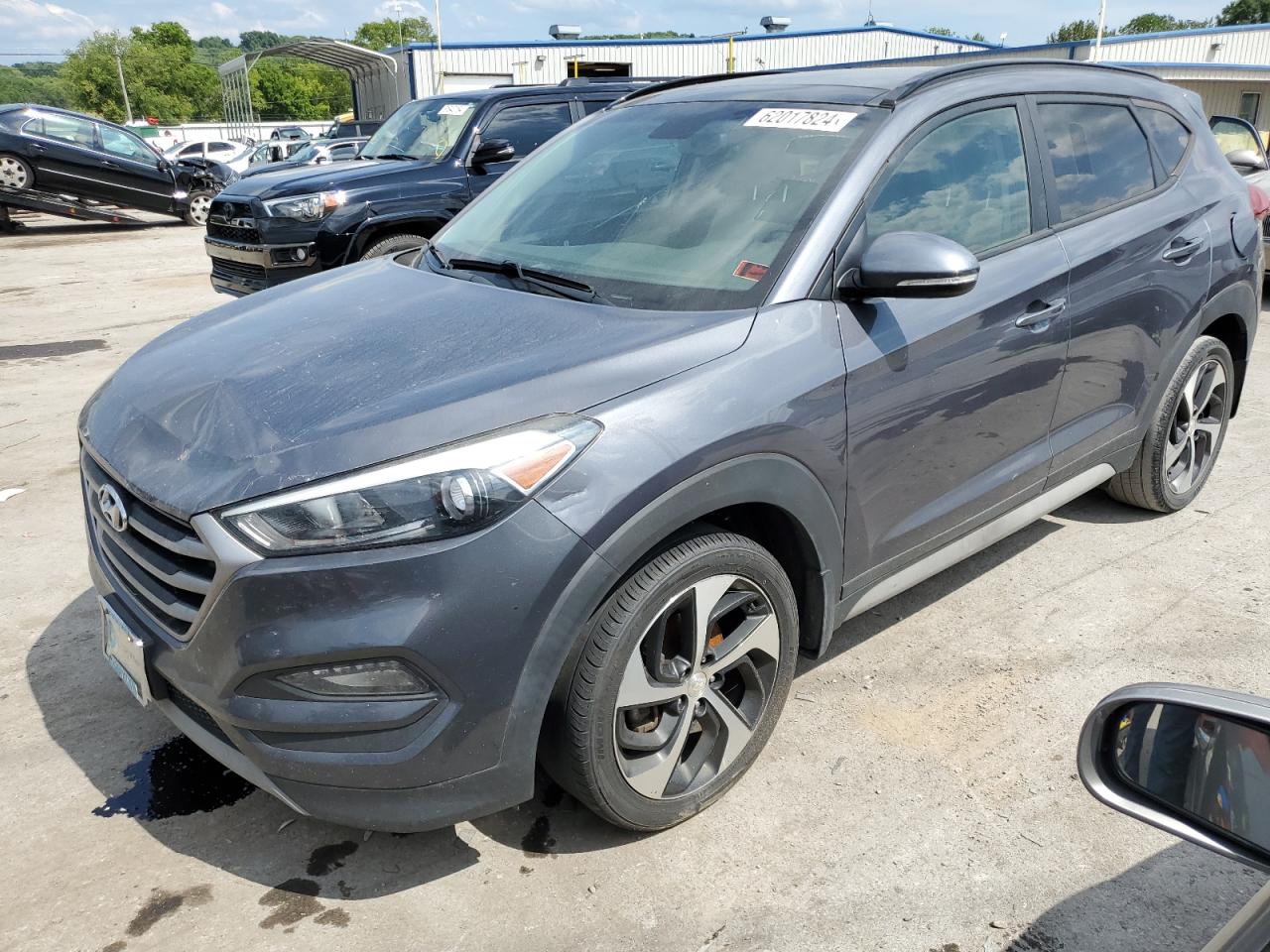 2018 Hyundai Tucson Value vin: KM8J33A22JU811205