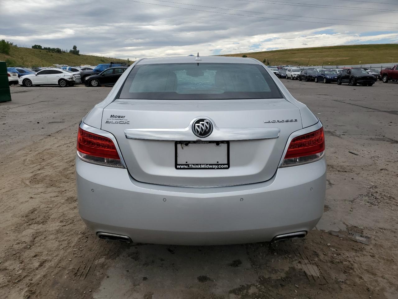 2013 Buick Lacrosse vin: 1G4GC5E37DF284070