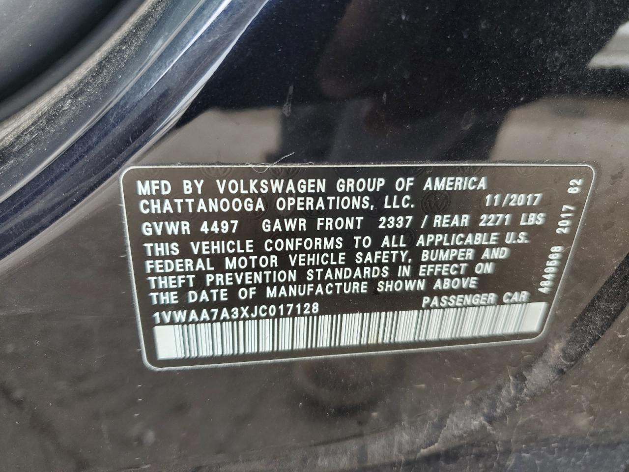 1VWAA7A3XJC017128 2018 Volkswagen Passat S